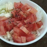 白菜とカマンベールとトマトのサラダ